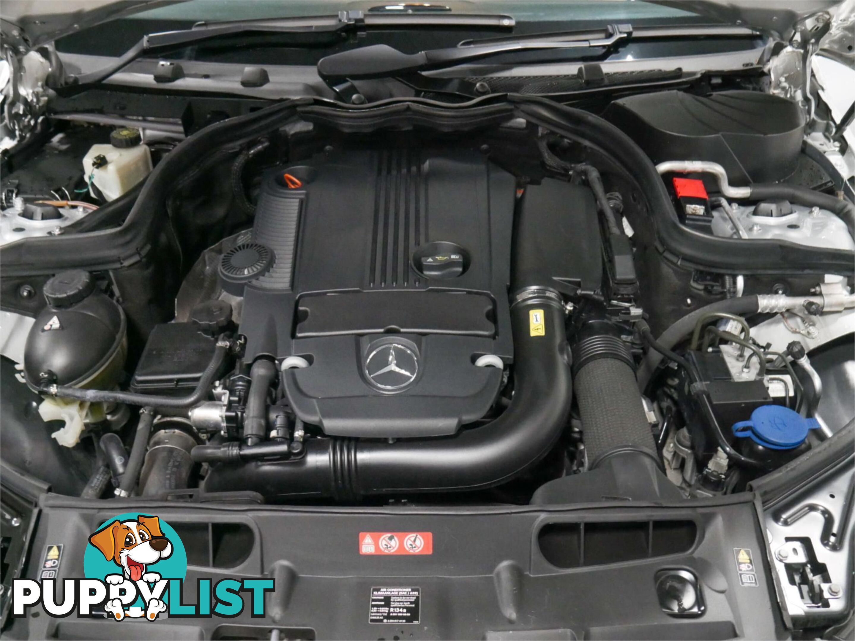 2012 MERCEDES-BENZ C250 AVANTGARDEBE W204MY12 4D SEDAN
