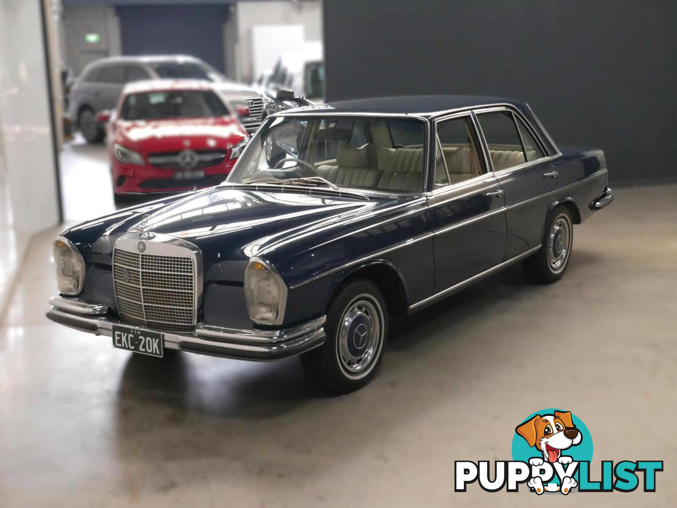 1970 MERCEDES-BENZ 280 SE  4D SEDAN