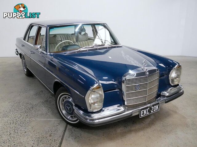 1970 MERCEDES-BENZ 280 SE  4D SEDAN