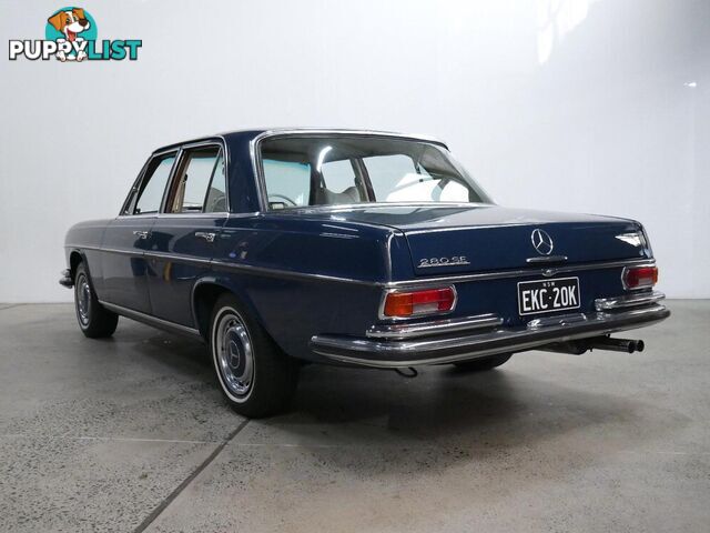 1970 MERCEDES-BENZ 280 SE  4D SEDAN