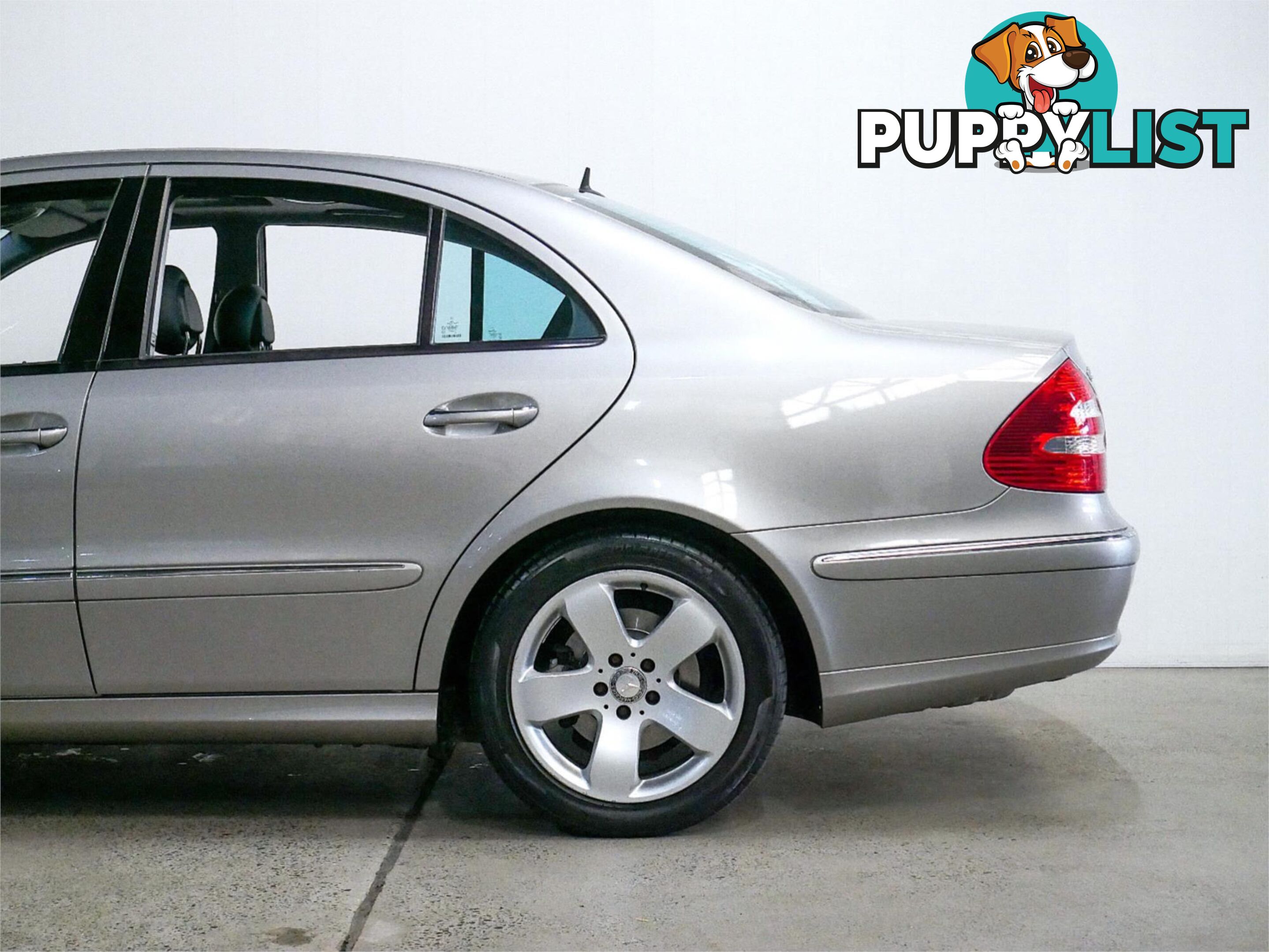 2004 MERCEDES-BENZ E500 AVANTGARDE 211 4D SEDAN