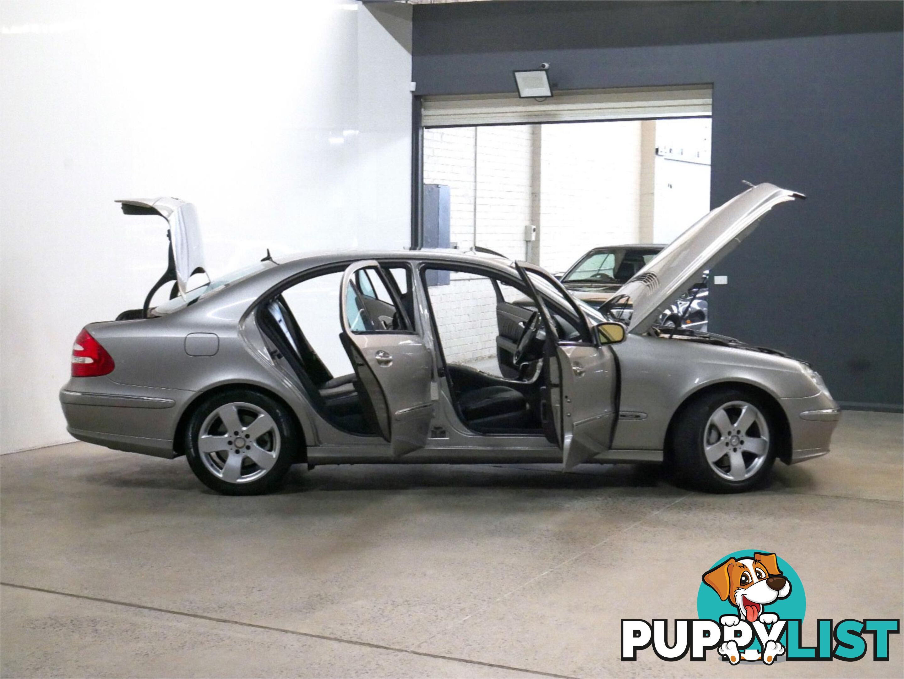 2004 MERCEDES-BENZ E500 AVANTGARDE 211 4D SEDAN
