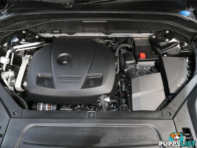 2016 VOLVO XC90 T62,0MOMENTUM 256MY16 4D WAGON