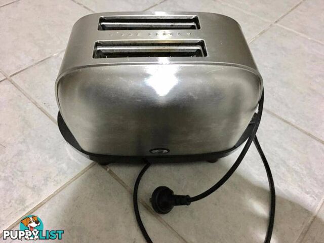 Stainless steel toaster