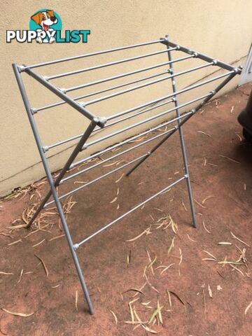 Grey Clothes airer / clothes dryer