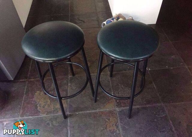 2x vinyl bar stools $10 each