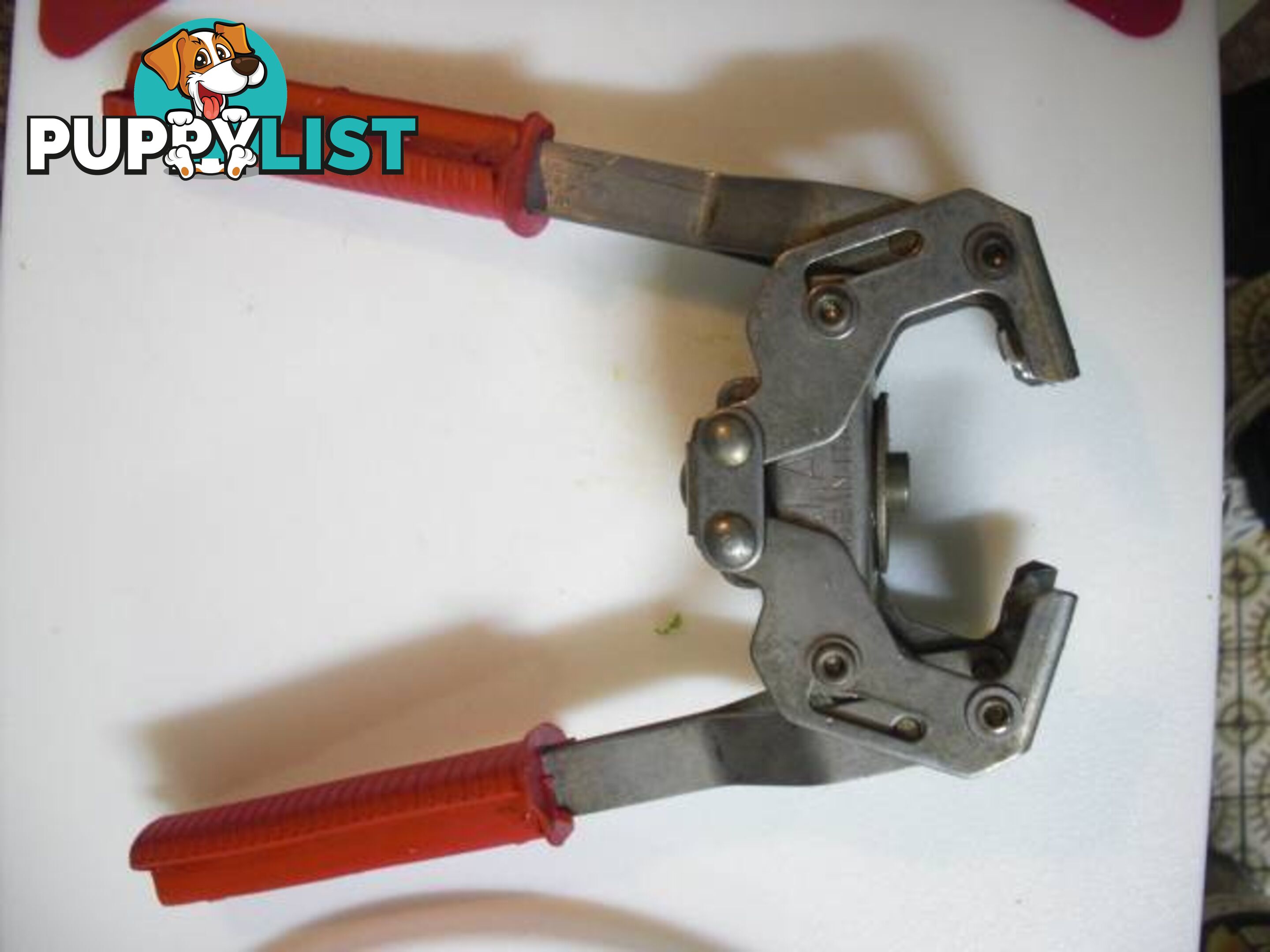 solid metal good quality bottle capper made in italy