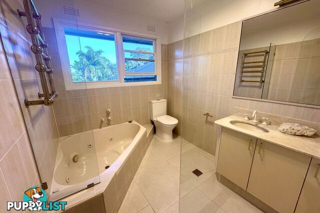 Upper 1 Neweena Place AVALON BEACH NSW 2107