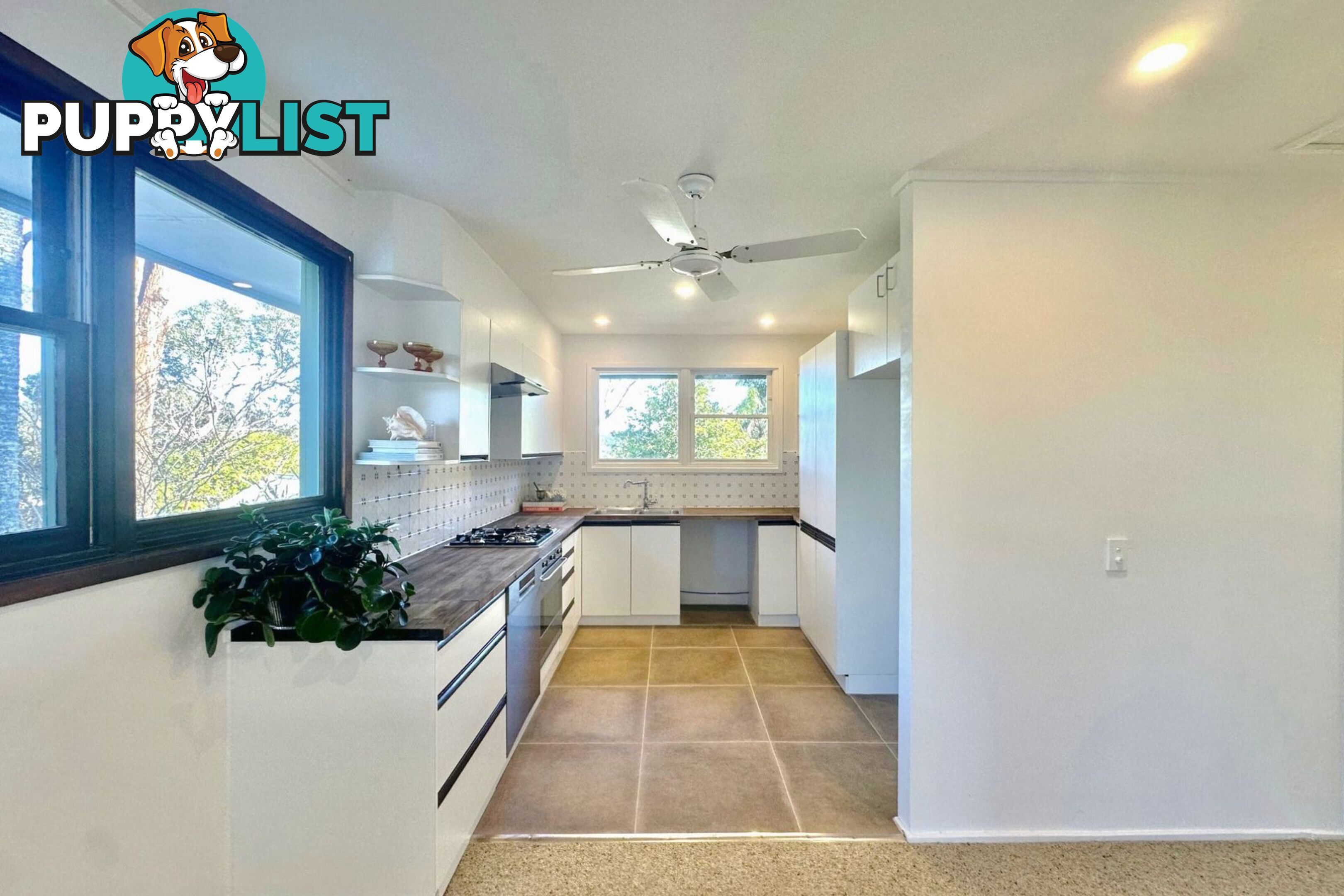 Upper 1 Neweena Place AVALON BEACH NSW 2107