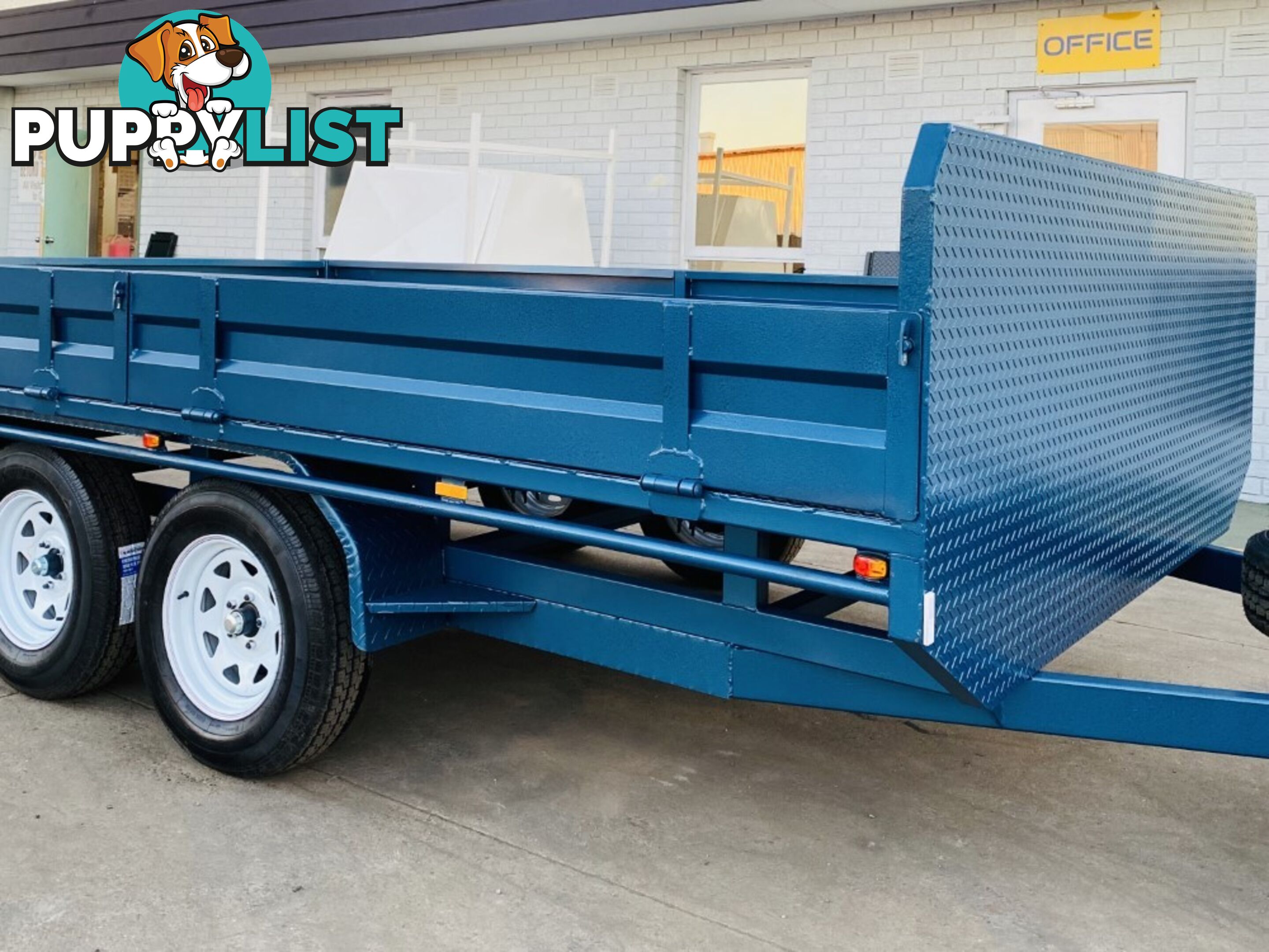 FLAT BED TRAILER