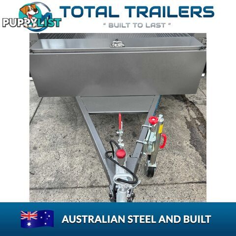 CUSTOM MADE TRAILERS