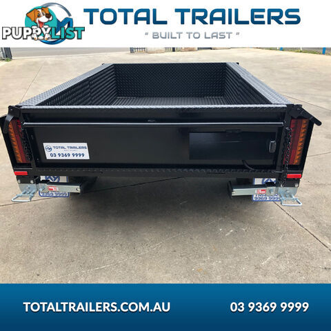 CUSTOM MADE TRAILERS