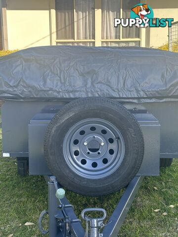 Camping trailer
