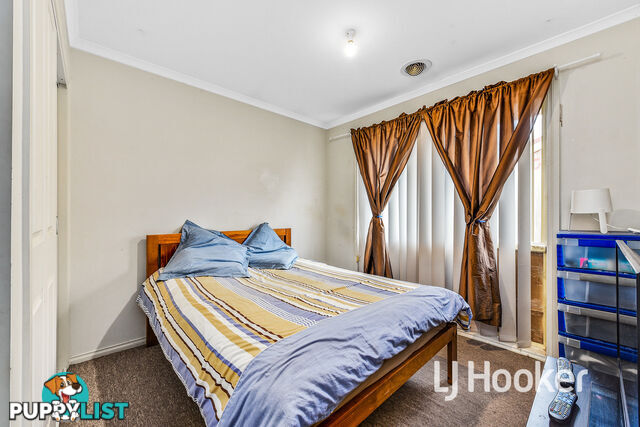 4/17 Linmac Drive HAMPTON PARK VIC 3976