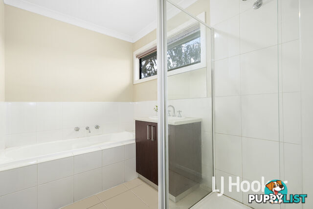 4A Jason Place HAMPTON PARK VIC 3976