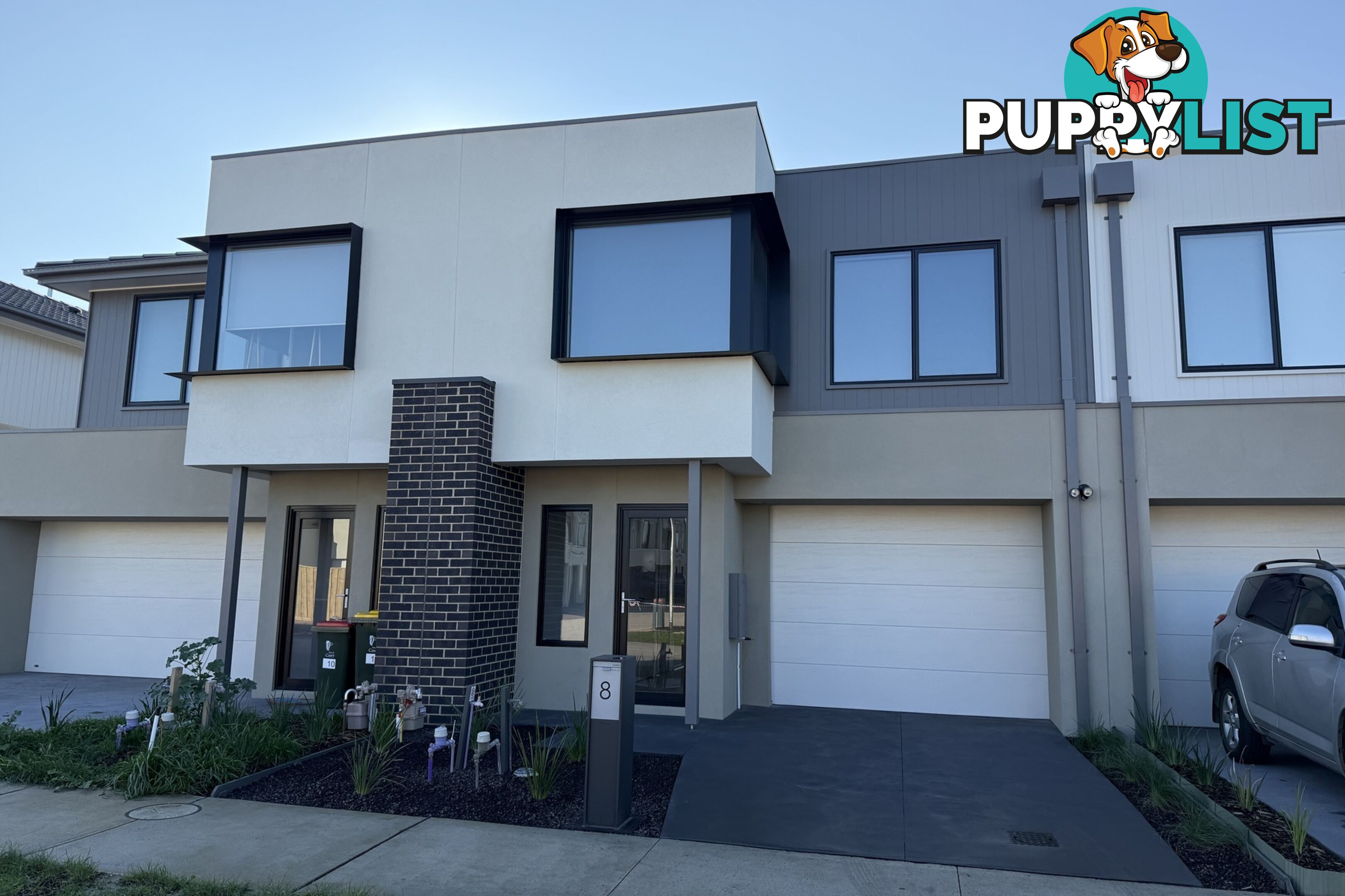 8 Rhumerie Close CLYDE NORTH VIC 3978