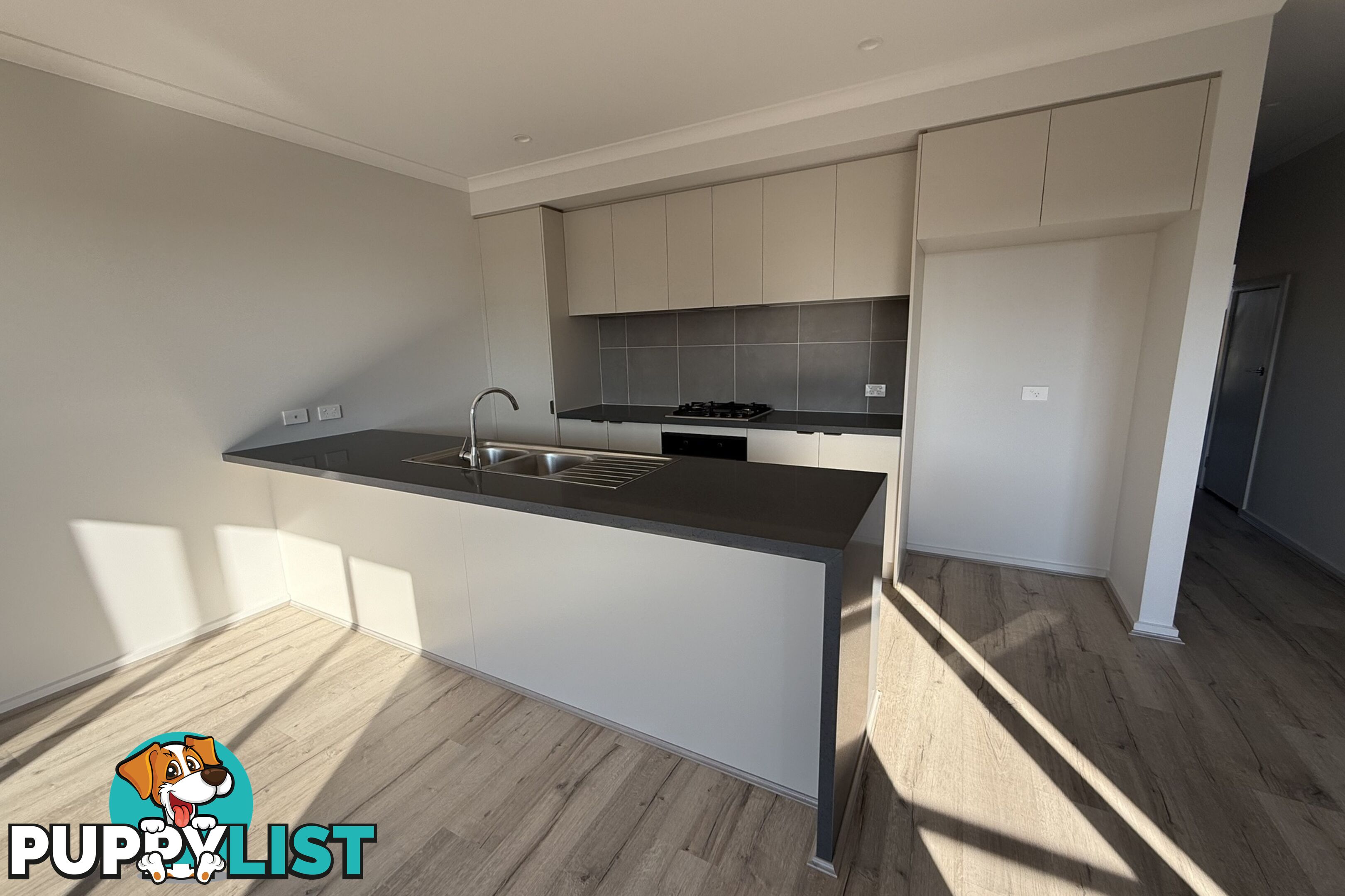 8 Rhumerie Close CLYDE NORTH VIC 3978