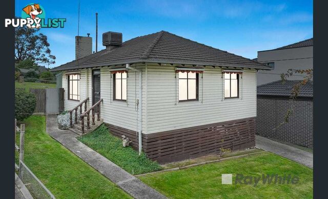 10 Almond Drive DOVETON VIC 3177