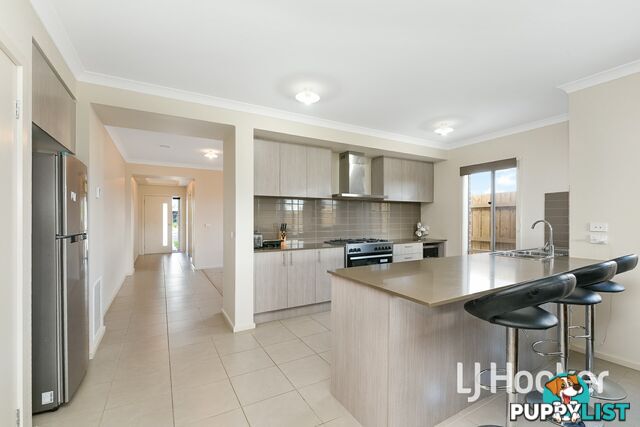 38 Aayana Street CRANBOURNE EAST VIC 3977