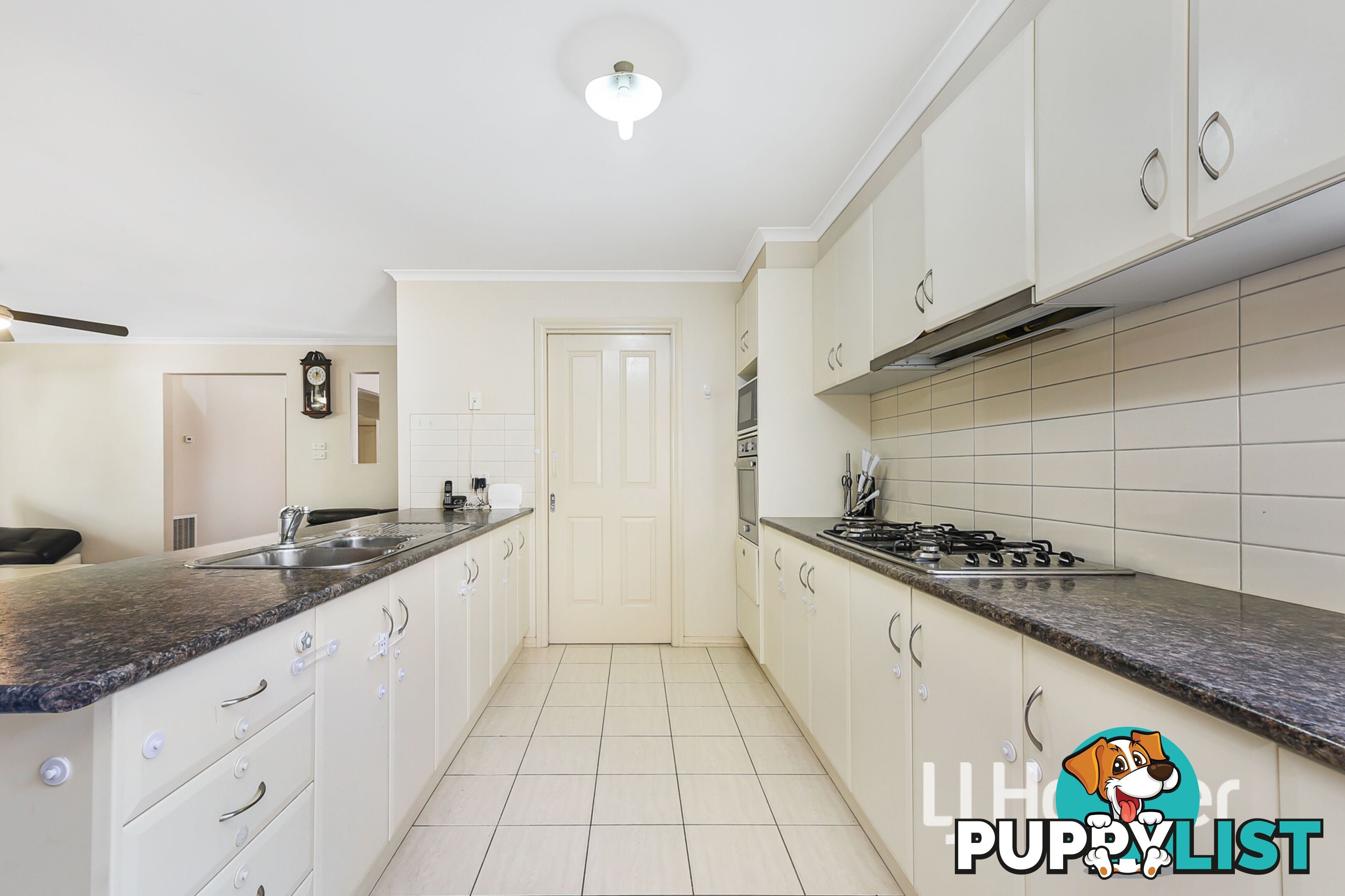 16 Domino Way HAMPTON PARK VIC 3976