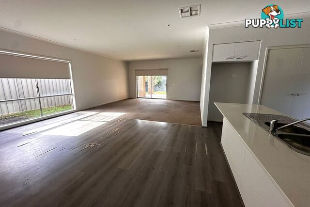 12 Starling Street CRANBOURNE EAST VIC 3977