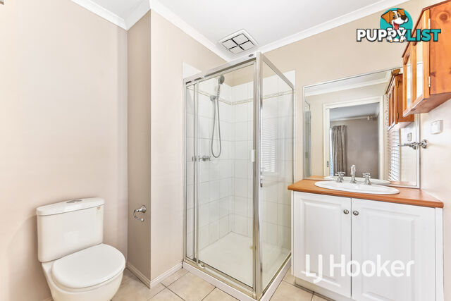 9 Cobbler Grange LYNBROOK VIC 3975