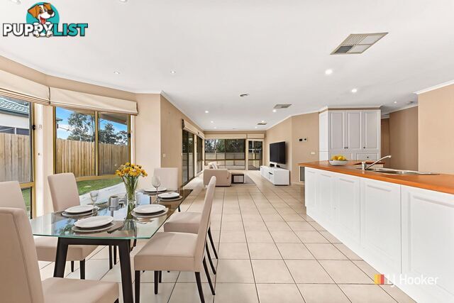 9 Cobbler Grange LYNBROOK VIC 3975