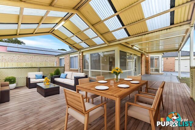 9 Cobbler Grange LYNBROOK VIC 3975