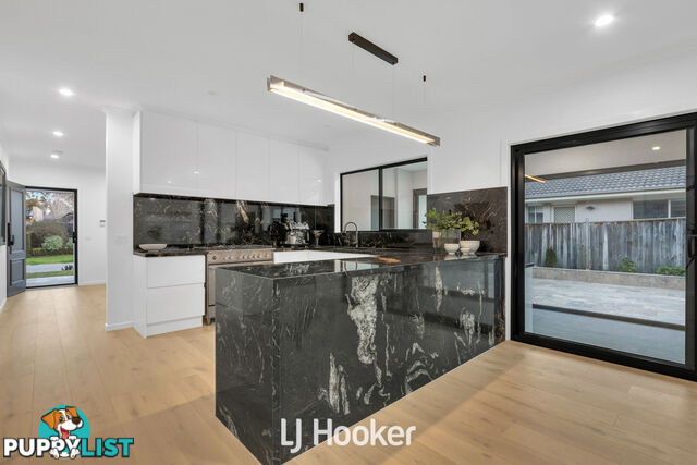 116 Sandhurst Boulevard SANDHURST VIC 3977