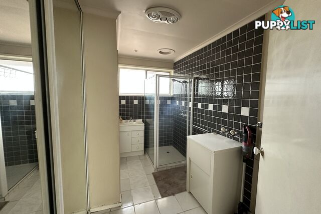 2/13 Rhoden Court DANDENONG NORTH VIC 3175
