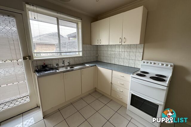 2/13 Rhoden Court DANDENONG NORTH VIC 3175