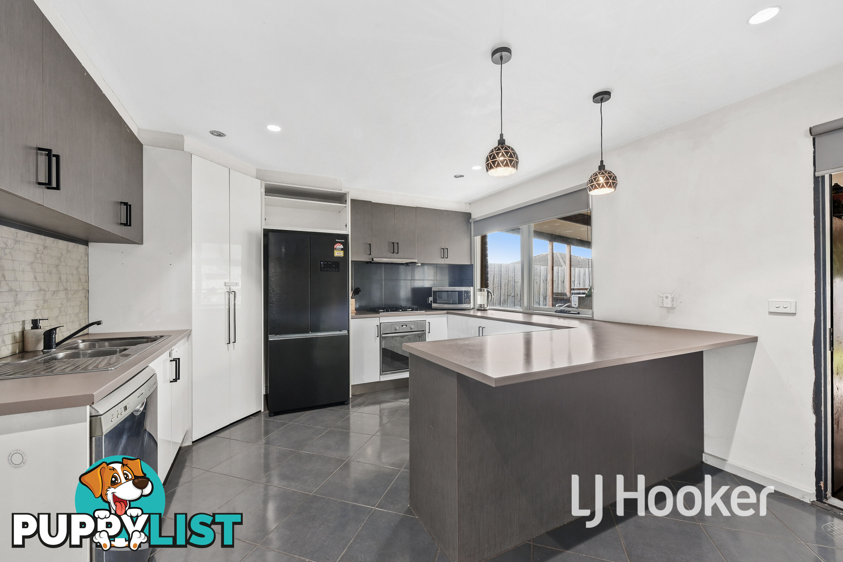 84 Robjant Street HAMPTON PARK VIC 3976
