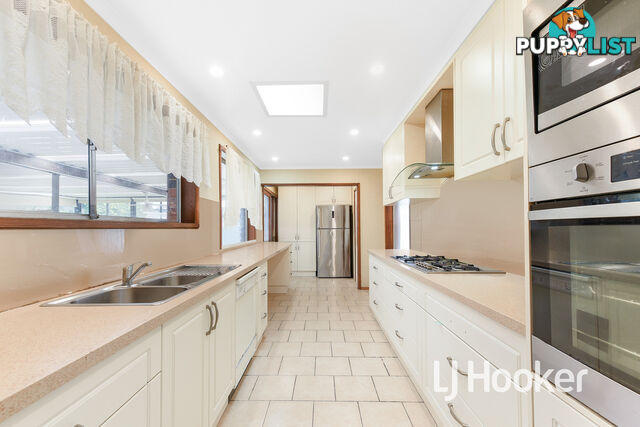 27 Winnima Avenue HAMPTON PARK VIC 3976