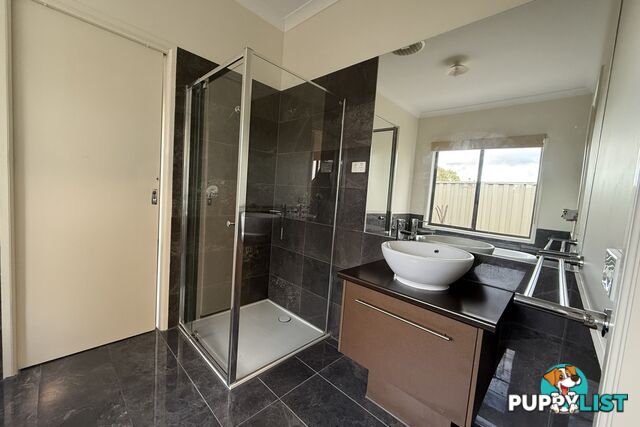 13 Tanner Avenue CRANBOURNE EAST VIC 3977