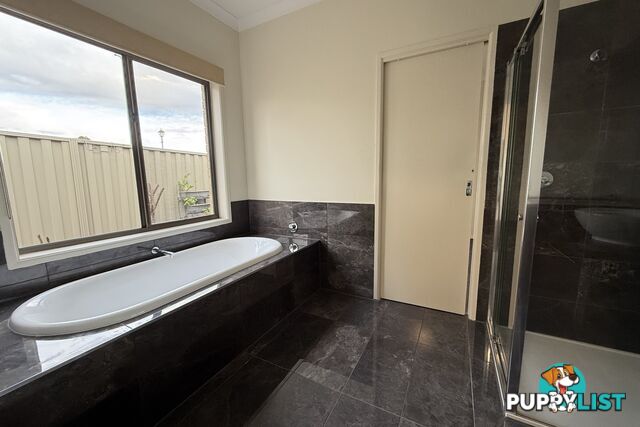 13 Tanner Avenue CRANBOURNE EAST VIC 3977