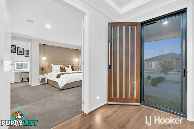 17 Liwen Street CLYDE NORTH VIC 3978