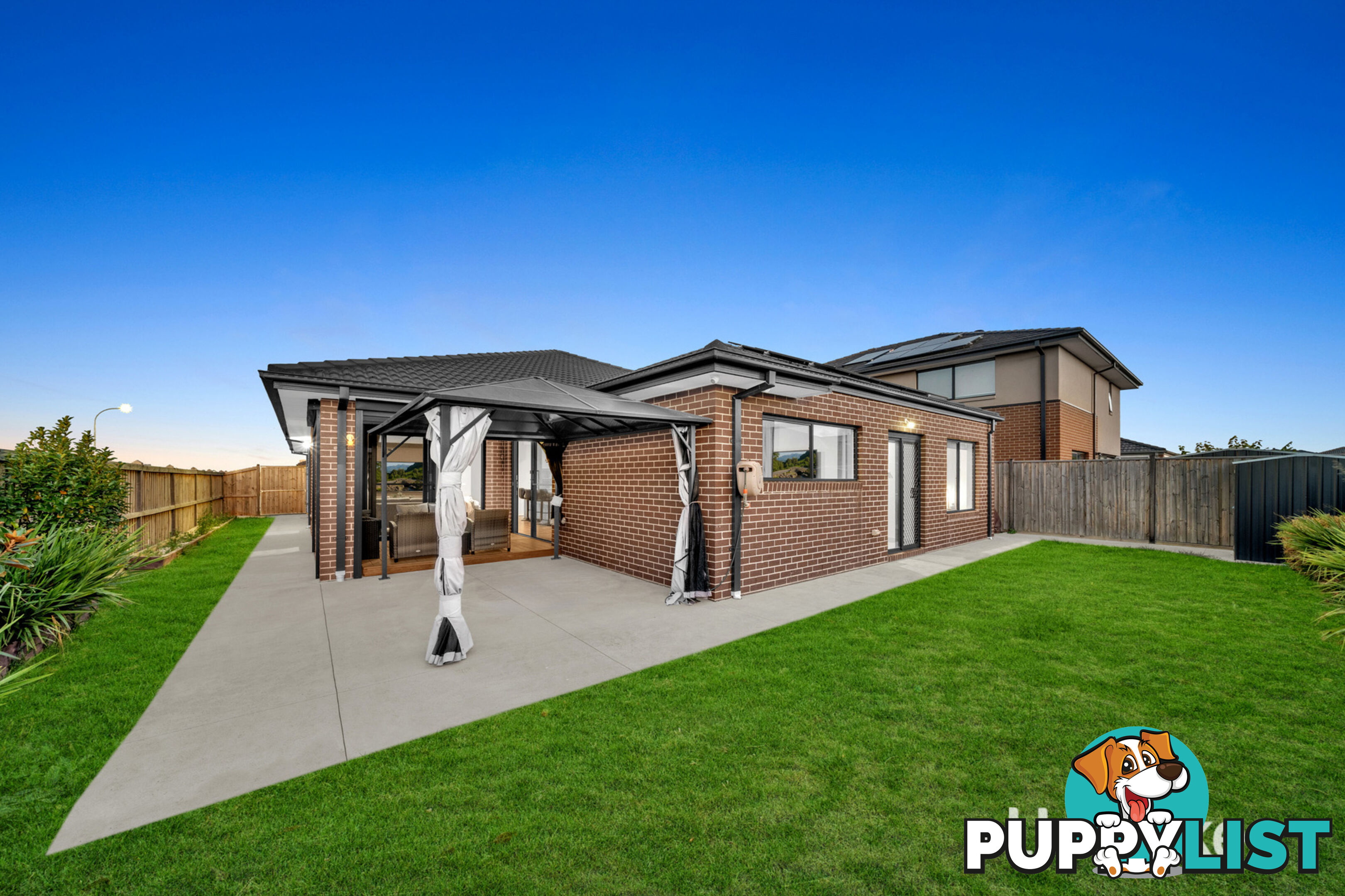 17 Liwen Street CLYDE NORTH VIC 3978