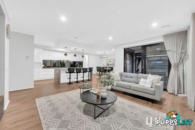 17 Liwen Street CLYDE NORTH VIC 3978