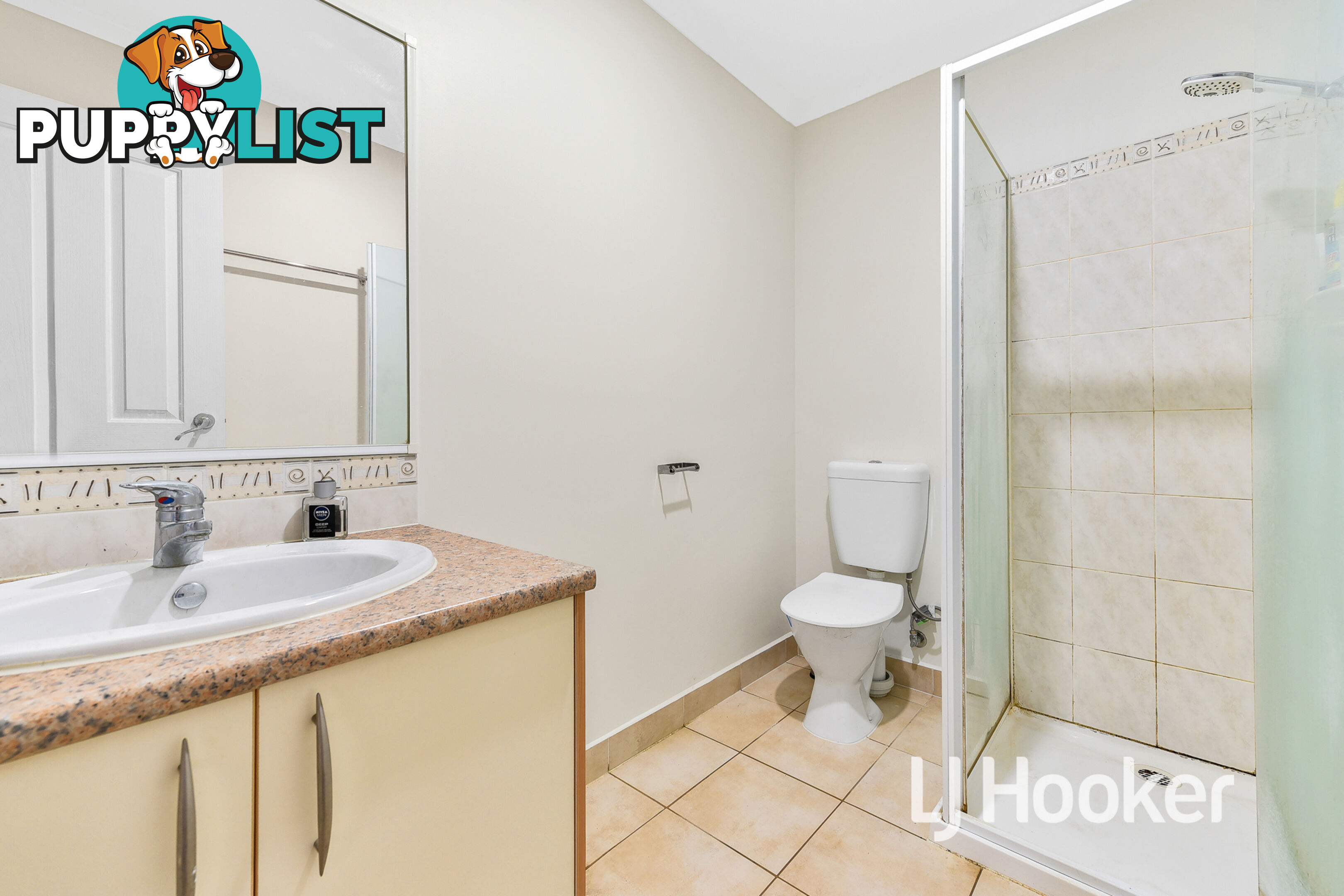 4/17 Linmac Drive HAMPTON PARK VIC 3976