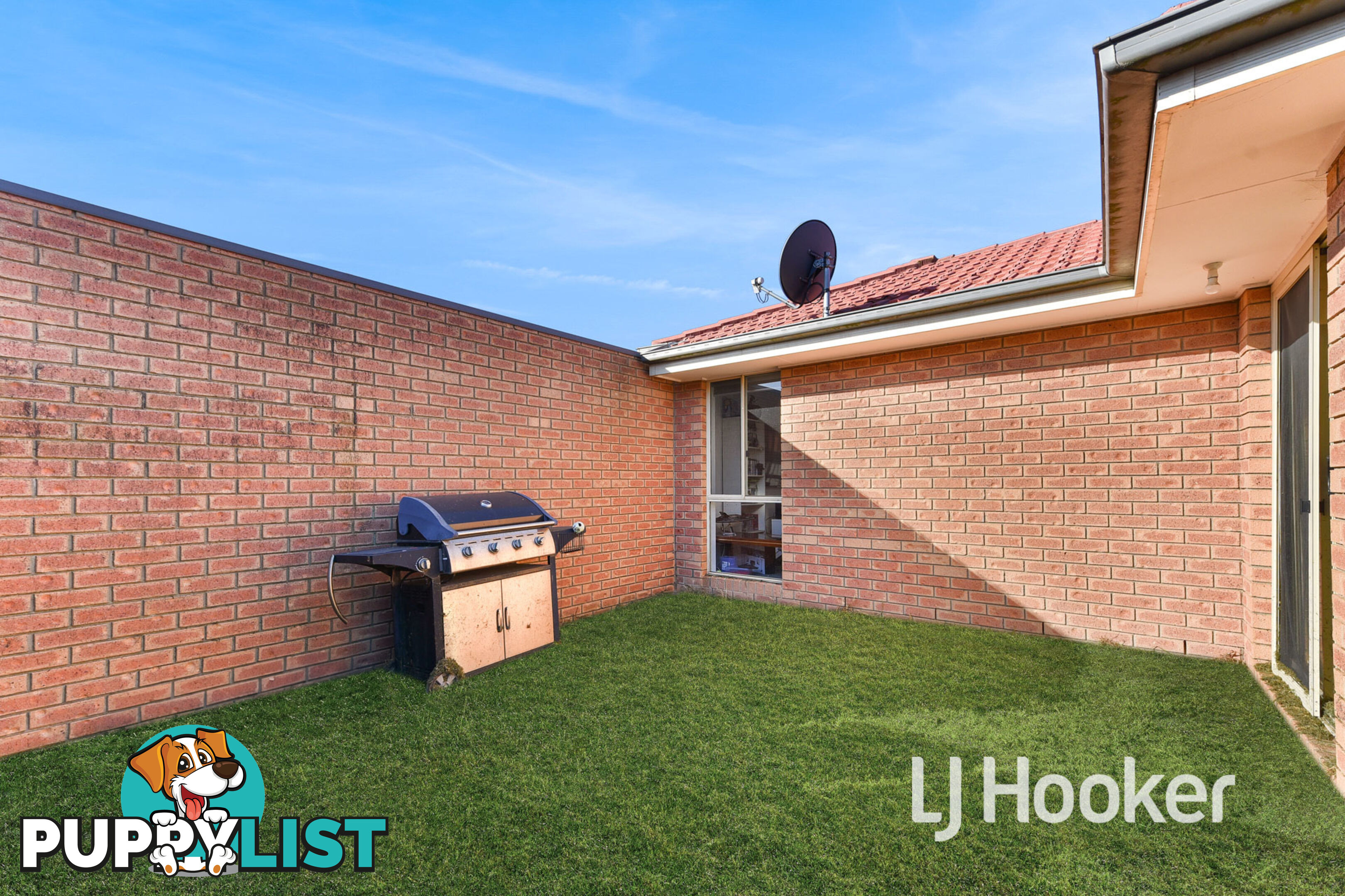 4/17 Linmac Drive HAMPTON PARK VIC 3976