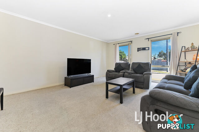 2/20 Robjant Street HAMPTON PARK VIC 3976