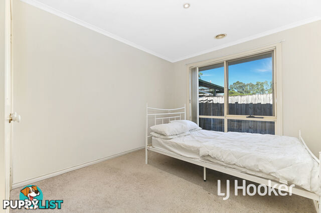 2/20 Robjant Street HAMPTON PARK VIC 3976