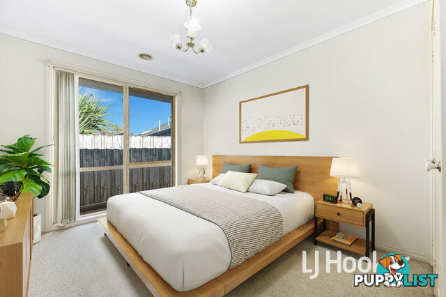 2/20 Robjant Street HAMPTON PARK VIC 3976