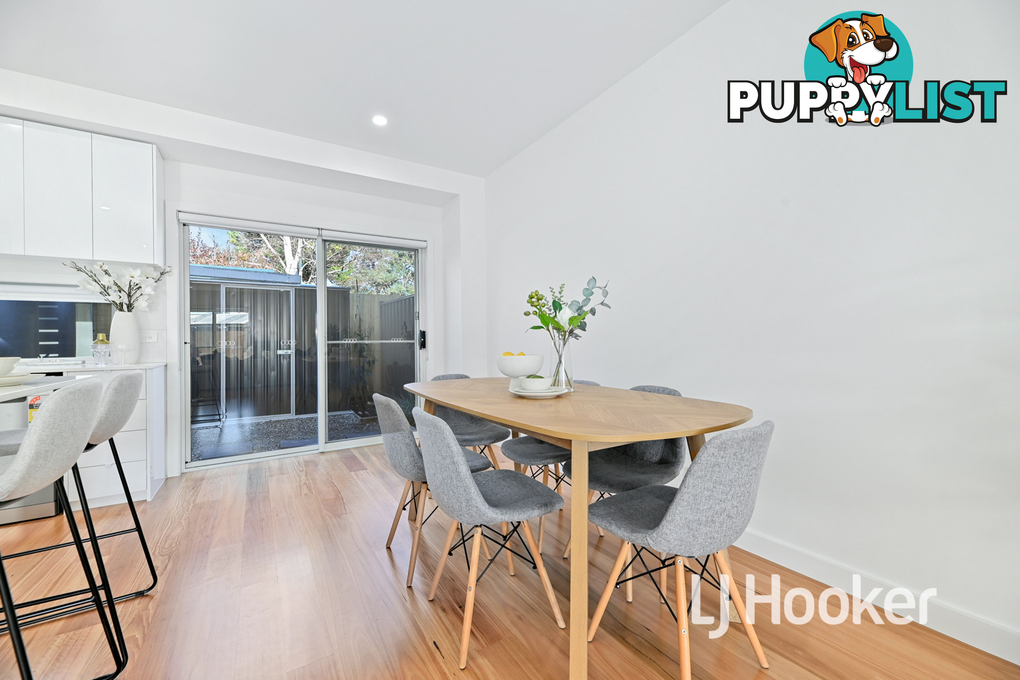 2/21 Green Valley Crescent HAMPTON PARK VIC 3976