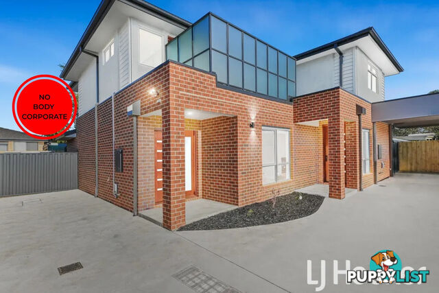 2/21 Green Valley Crescent HAMPTON PARK VIC 3976