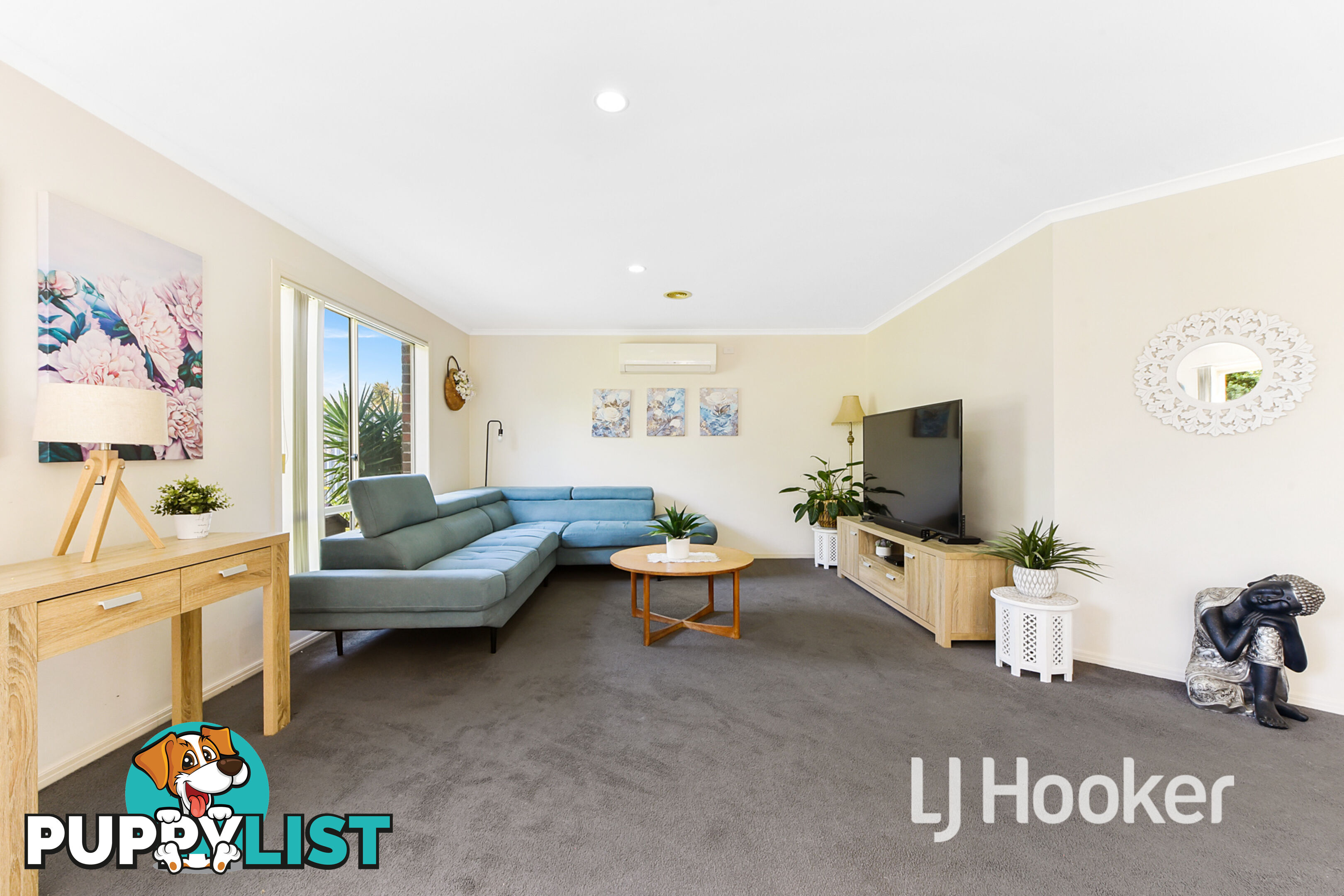 61 The Parkway PAKENHAM VIC 3810