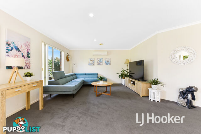 61 The Parkway PAKENHAM VIC 3810