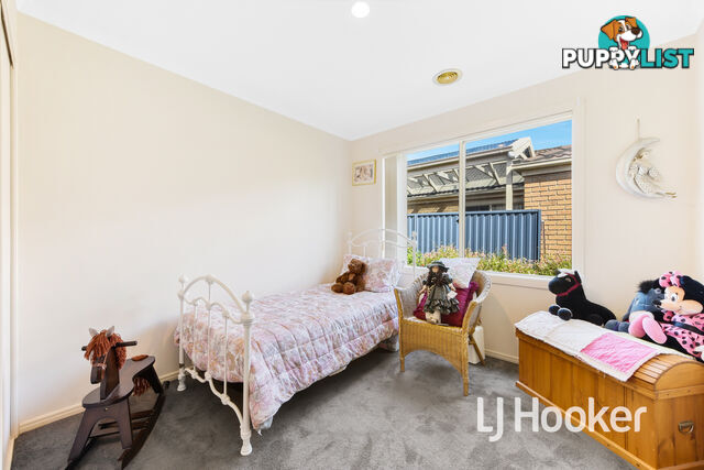 61 The Parkway PAKENHAM VIC 3810