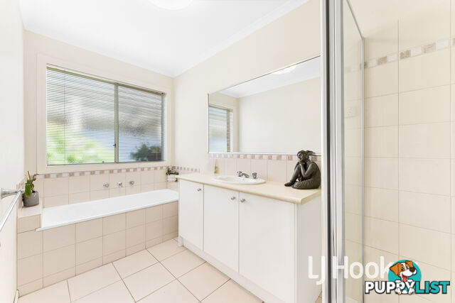 61 The Parkway PAKENHAM VIC 3810