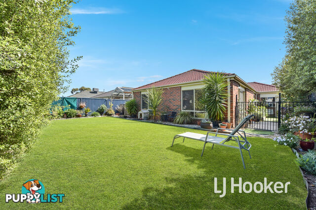 61 The Parkway PAKENHAM VIC 3810